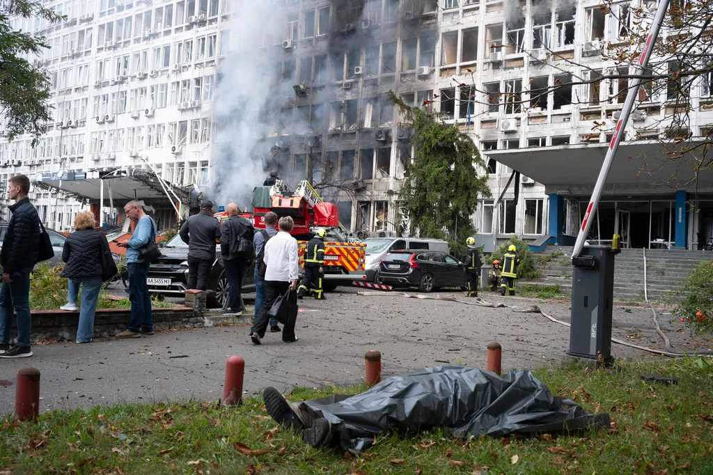 Masovni ruski napad na Kijev usred dana
