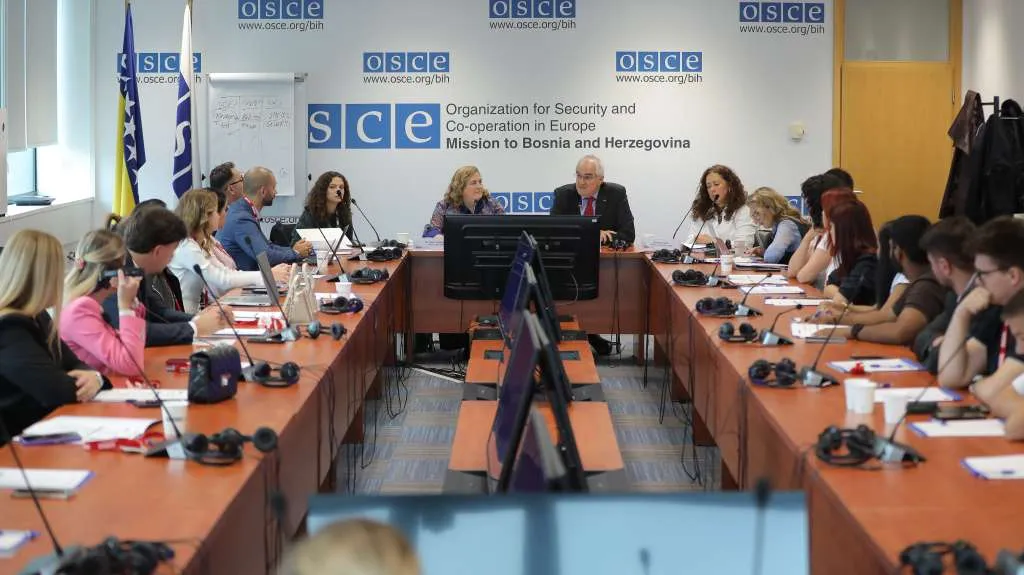 OSCE radionica: Mladi u BiH protiv trgovine ljudima povezane s prevarama putem interneta
