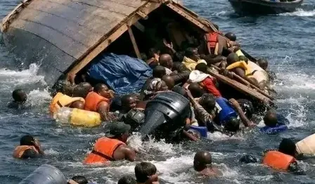 Najmanje 12 mrtvih nakon prevrtanja plovila na jezeru Kivu, desetine nestalih