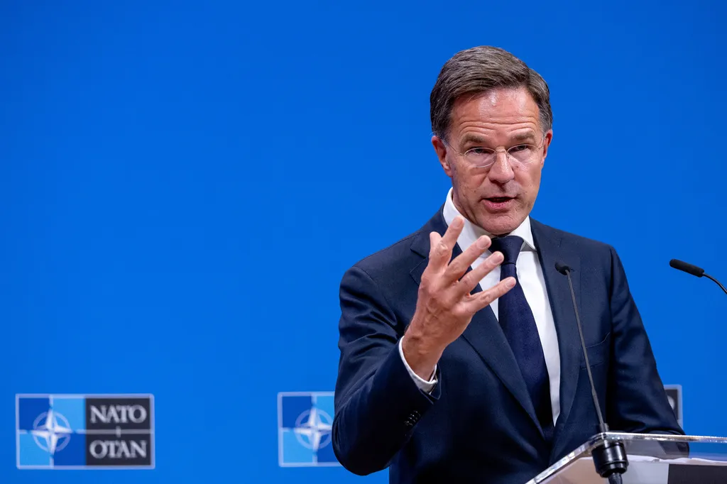 Rutte: NATO jača odbranu istočnog krila