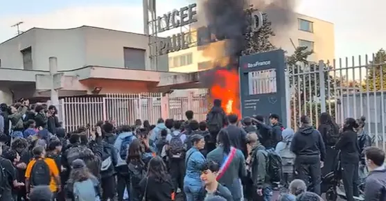 Protesti učenika širom Francuske, više od 400 osoba uhapšeno