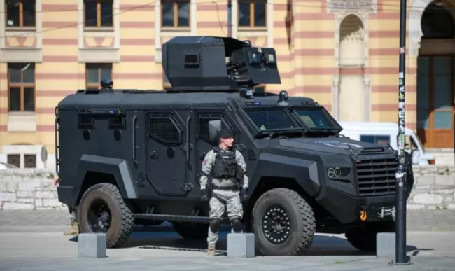 A special police task force (SEK) after the fatal knife attack Friday at the festival in Solingen, August 2024