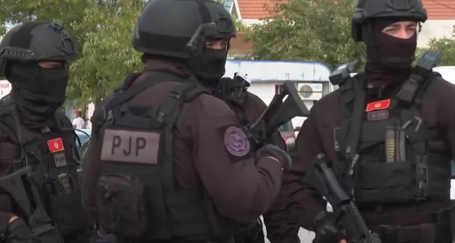 A special police task force (SEK) after the fatal knife attack Friday at the festival in Solingen, August 2024