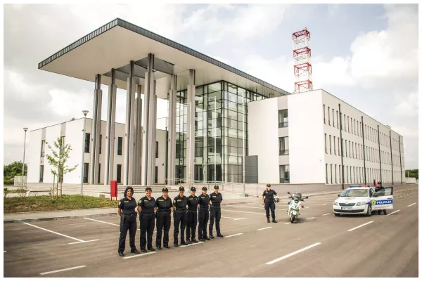 A special police task force (SEK) after the fatal knife attack Friday at the festival in Solingen, August 2024