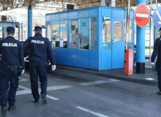 A special police task force (SEK) after the fatal knife attack Friday at the festival in Solingen, August 2024